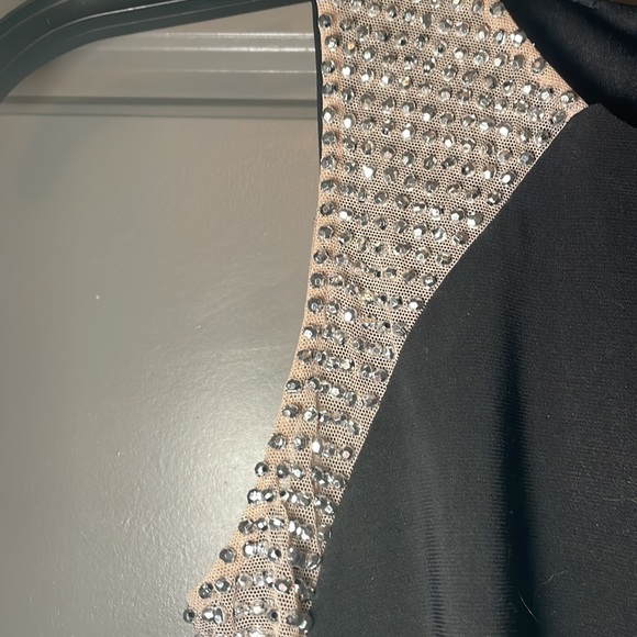 Caché Black Dress with Mesh and Rhinestone Detailing Size 0 - Picture 4 of 6